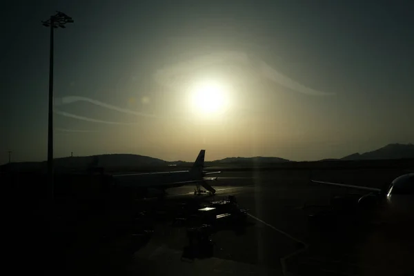 View Airplanes First Light Morning Athens International Airport Greece Sept — Stock Photo, Image