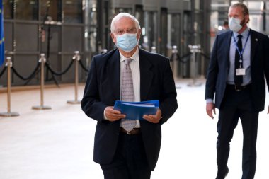 Brüksel, Belçika. 21 Eylül 2020. Avrupa Dışişleri Yüksek Temsilcisi Josep Borrell, AB dışişleri bakanlarının Avrupa Konseyi binasına yaptıkları toplantıya katılmak üzere geldi.
