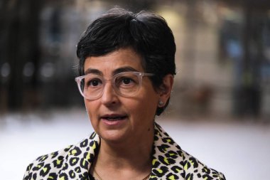 Brüksel, Belçika. 21 Eylül 2020. İspanya Dışişleri Bakanı Arancha Gonzalez Laya, AB dışişleri bakanlarının Avrupa Konseyi binasına yaptıkları toplantıya katılmak üzere geldi.