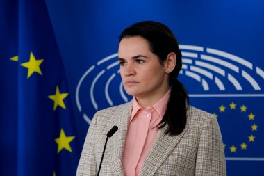 Brüksel, Belçika. 21 Eylül 2020. Beyaz Rusya muhalefet lideri Svetlana Tikhanovskaya ve Avrupa Parlamentosu Başkanı David Sassoli basın toplantısına katıldılar.  