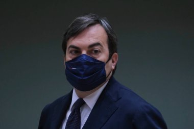 Brüksel, Belçika. 22 Eylül 2020. İtalya 'nın Avrupa Genel İşler Bakanı Enzo Amendola, Avrupa Genel İşler Konseyi' ne katılmak üzere geliyor..