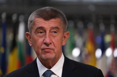 Çek Cumhuriyeti Başbakanı Andrej Babi, koronavirüs salgınından (COVID-19) bu yana Brüksel, Belçika 'da düzenlenen ilk AB zirvesine 17 Temmuz 2020' de geldi.. 