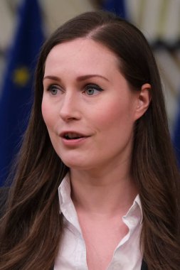 Finlandiya Başbakanı Sanna Marin, koronavirüs hastalığının (COVID-19) salgınından bu yana düzenlenen ilk AB zirvesine 20 Temmuz 2020 'de Brüksel, Belçika' da geldi..