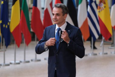 Yunanistan Başbakanı Kyriakos Mitsotakis, koronavirüs salgınından (COVID-19) bu yana Brüksel, Belçika 'da gerçekleşen ilk yüz yüze AB zirvesine geldi..