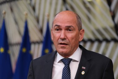 Slovenya Başbakanı Janez Jansa, Avrupa Birliği liderleri zirvesine katılmak üzere 17 Temmuz 2020 'de Brüksel' e geldi..