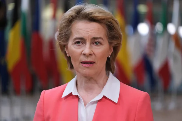 Předseda Evropské Komise Ursula Von Der Leyen Zúčastní Summitu Vedoucích — Stock fotografie