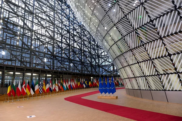 Europäische Flaggen Stehen Ratsgebäude Brüssel Belgien Juli 2020 — Stockfoto