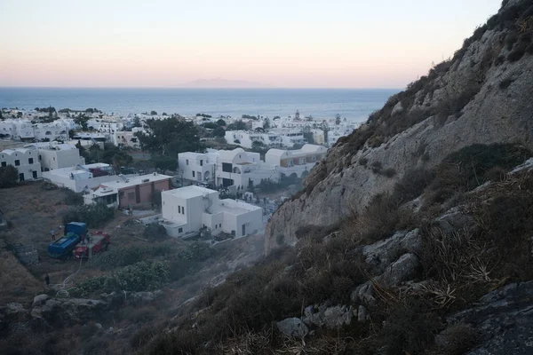 Sierpnia 2020 Pobliżu Wioski Kamari Greckiej Wyspie Santorini Powstaje Dym — Zdjęcie stockowe