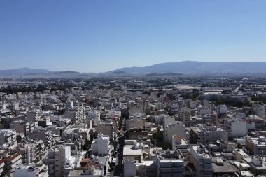 Atina şehrinin 29 Ağustos 2020 'de Yunanistan' daki yüksek nüfuslu bölgeleri gösteren yüksek bir görüntüsü