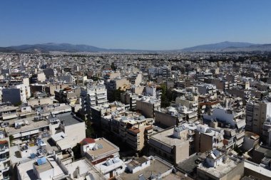 Atina şehrinin 29 Ağustos 2020 'de Yunanistan' daki yüksek nüfuslu bölgeleri gösteren yüksek bir görüntüsü