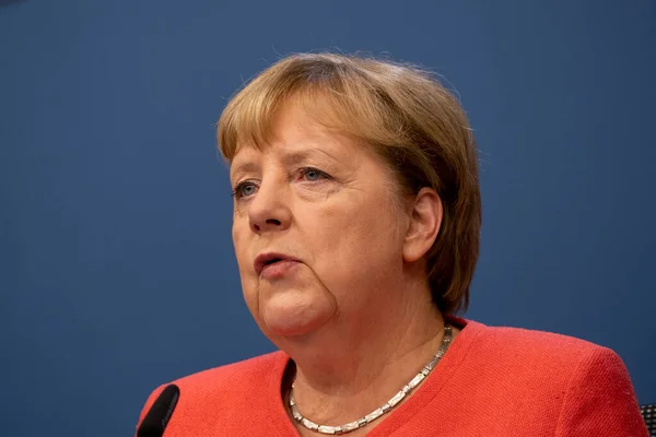 Cancelliera Tedesca Angela Merkel Pressione Sui Risultati Del Vertice Straordinario — Foto Stock