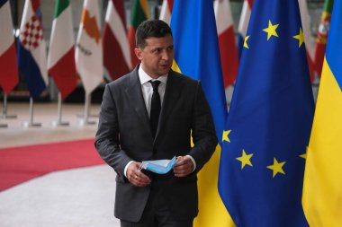 Brüksel, Belçika. 6 Ekim 2020. Ukrayna Cumhurbaşkanı Volodymyr Zelensky Avrupa Konseyi 'nde yapılacak AB-Ukrayna Zirvesi öncesinde AB Konseyi Başkanı Charles Michel tarafından karşılandı.