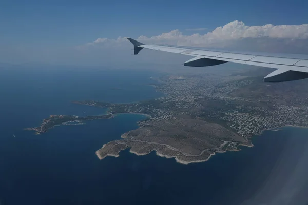 Zicht Athene Griekenland Vanuit Het Raam Van Het Vliegtuig — Stockfoto