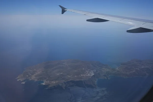 Vista Isla Milos Grecia Desde Ventana Del Avión —  Fotos de Stock