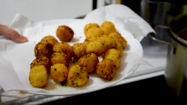 Cooking Fried Cheese Balls Cauldron Stirring Cheese Balls Periodically Remove — Stock Video