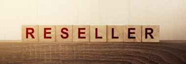 İnşaat taşlarıyla yeniden satılan bir kelime. İş konsepti.