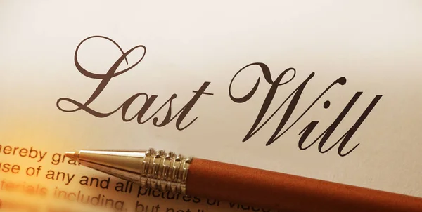 Last will words lettering and pen. Legacy concept — Stock Photo, Image