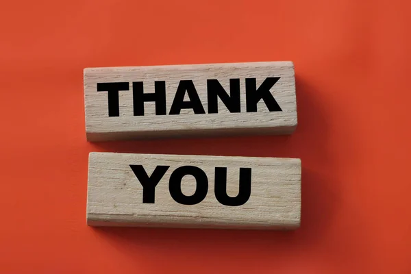 Tekst Dziękuję Litery Drewnianych Blokach Koncepcja Wdzięczności — Zdjęcie stockowe