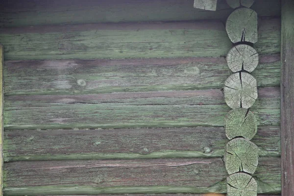 Natürliches Hintergrundmuster Einer Verwitterten Holzbalkenwand Grün Lackiert — Stockfoto