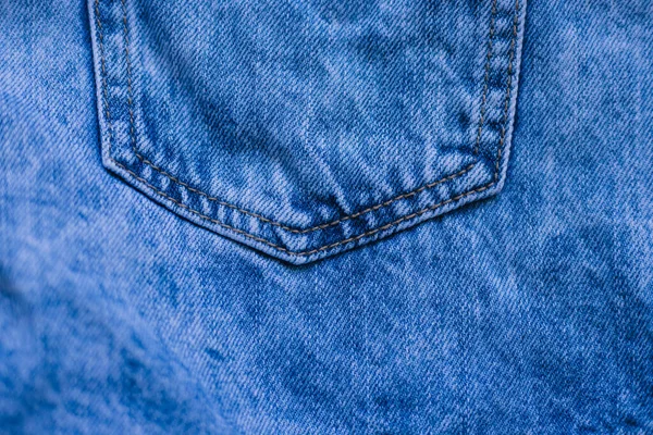 デニムパンツの詳細ページ デニムのポケットや縫い目 古いブルーデニム デニムの繊維の質感 — ストック写真