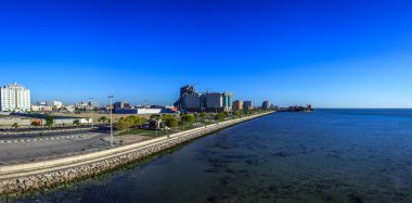 Al Khobar Corniche Sabah Görüşü. Şehir Khobar, Suudi Arabistan.