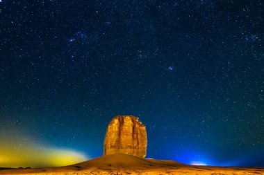 Gece gökyüzü, çölde Samanyolu