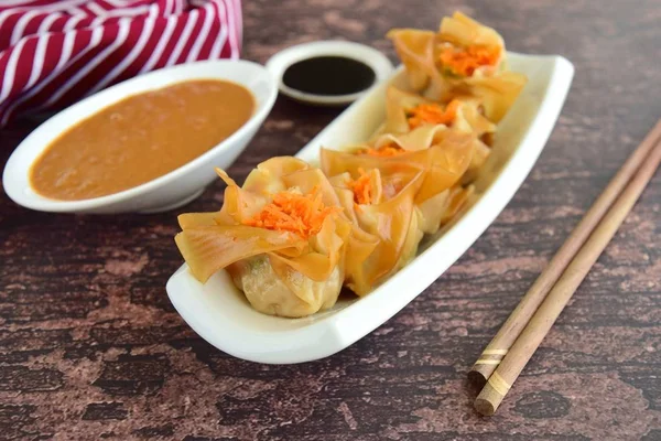 Siomay Indonesian Food Steamed Dumplings Peanut Sauce Thick Soy Sauce — Stock fotografie