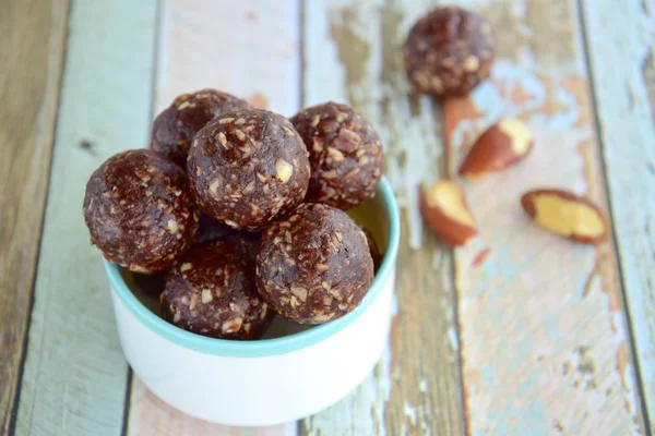 Healthy Organic Brazil Nut Coconut Chocolate Energy Balls — стоковое фото