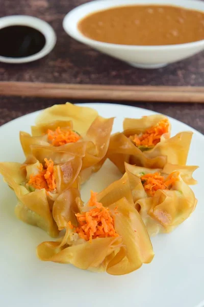 Siomay Indonesian Food Steamed Dumplings Peanut Sauce Thick Soy Sauce — Stockfoto