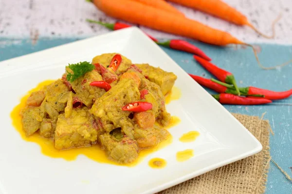 Kořeněné Tempeh Kari Mrkví Vařené Kokosovém Mléce — Stock fotografie