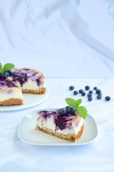 Blueberry Cheesecake Mint Leaves White Background — Stockfoto