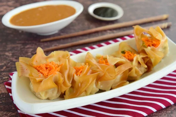 Siomay Indonesian Food Steamed Dumplings Peanut Sauce Thick Soy Sauce — Stockfoto