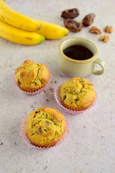 Banana Date Walnut Muffins — Stockfoto