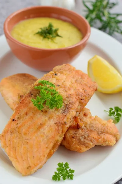 Fried Salmon Fish Mashed Potato — Foto de Stock