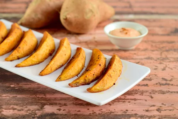 Roasted Sweet Potato Wedges Mayonnaise Chili Sauce — стоковое фото