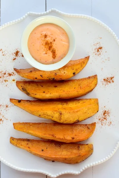 Roasted Sweet Potato Wedges Mayonnaise Chili Sauce — стоковое фото