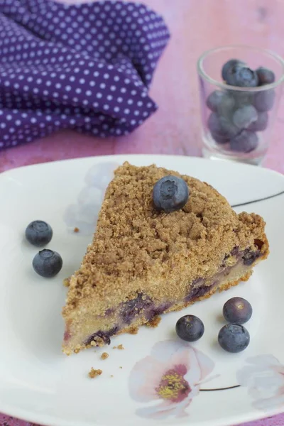 Slices Blueberry Crumble Cake Garnish Mint Leaves — Stock Photo, Image