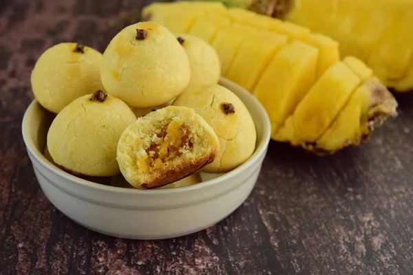 Nastar Pineapple Tart Cookies Fresh Pineapple Fruit Background Traditional Indonesian — Stock Photo, Image