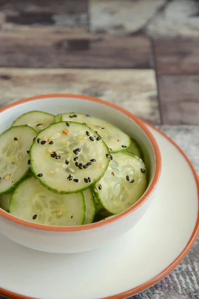 Asian Cucumber Salad Black Sesame Seeds Chilli Flakes Flat Lay — Stockfoto