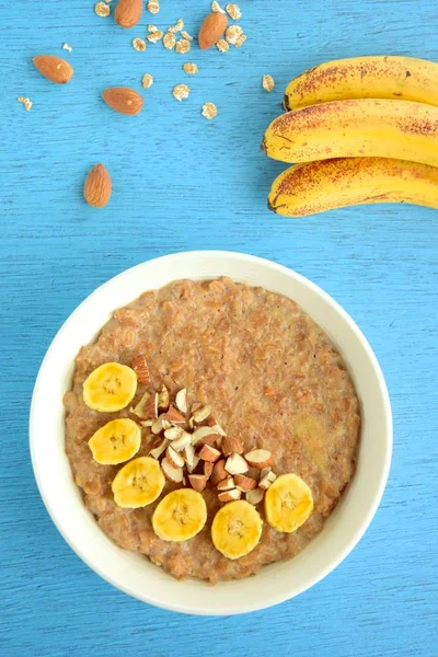Banana almond vanilla oat porridge