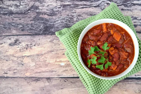 Soupe Tomates Chili Noir Végétalien Maison Garnie Graines Sésame Persil — Photo