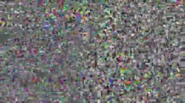 Video parazit görüntülerini döngüye sokuyorum. Bir Datamoshing videosunun taklidi.