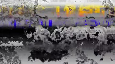 Video parazit görüntülerini döngüye sokuyorum. Bir Datamoshing videosunun taklidi.