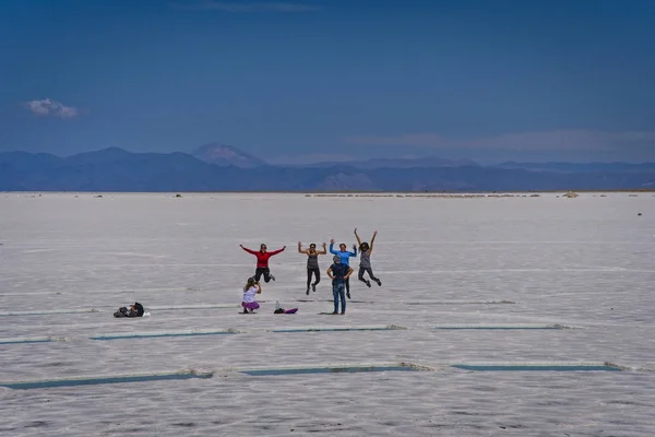 Jujuy Argentinien 2019 Menschen Die Einer Saline Spielen Jujuy Argentinien — Stockfoto