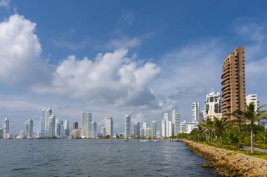 Cartagena de Indias, Kolombiya - 05 / 26 / 2018: Cartagena 'nın zengin kesiminde bir şehir