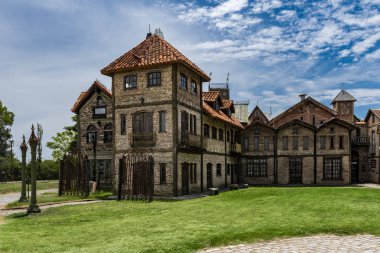 Campanopolis, Buenos Aires, Arjantin'deki terk edilmiş binalar