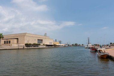 Cartagena de Indias, Kolombiya - 05 / 30 / 2018: Julio Cesar Turbay Kongre Merkezi manzarası