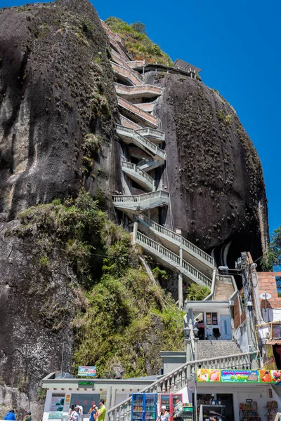 Guatape Antioquia Colômbia 2018 Uma Vista Das Escadas Peol Ícone — Fotografia de Stock