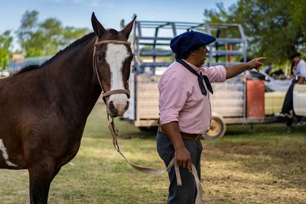 San Antonio Areco Provincia Buenos Aires Argentina 2019 Gaucho Trabajando — Foto de Stock