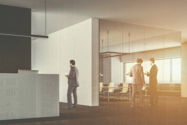 Beyaz ofis resepsiyon masası siyah bir duvar ve toplantı odası modern şirket salonda duran bir bilgisayar ile. İş adamları. 3D render sahte kadar çift tonlu görüntü pozlaması